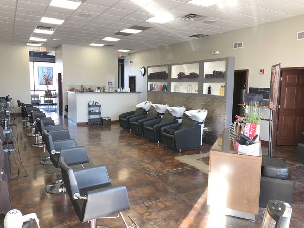 Mason Square: 1152 Douglas Rd, Oswego, IL 60543